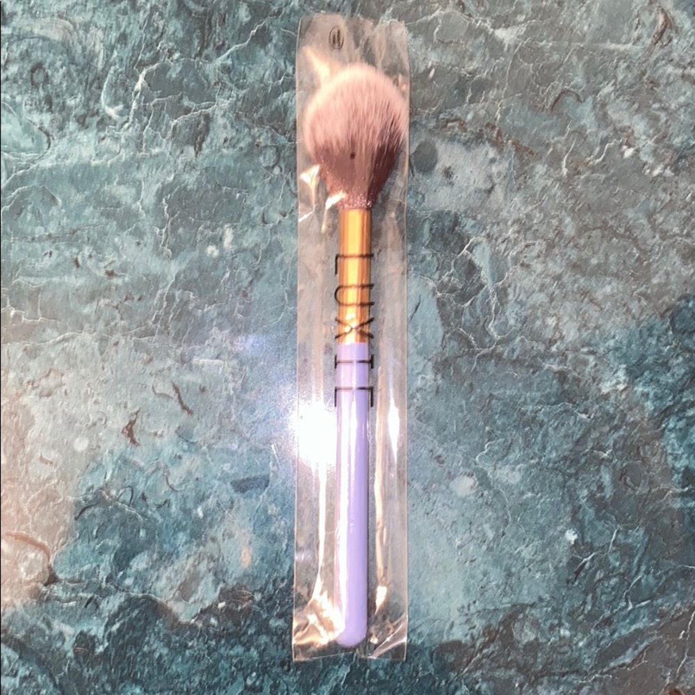 🌻Luxie 640 brush🌻